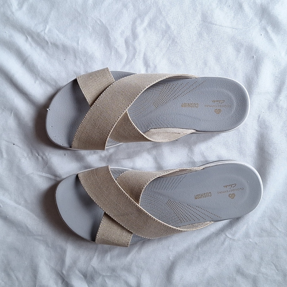 Cloudsteppers Gold Metallic Stretch